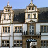 1201S 06 Schloss Neuhaus Aug 03